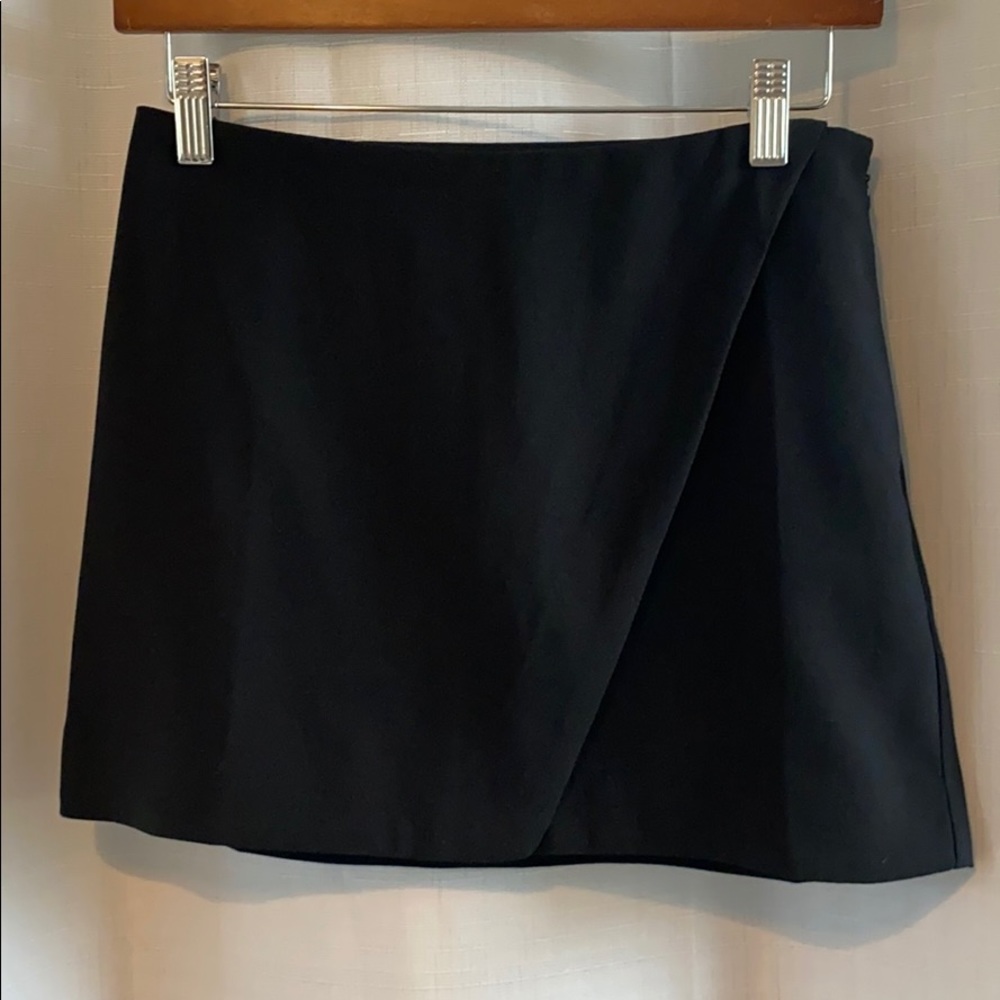 Mini black skirt